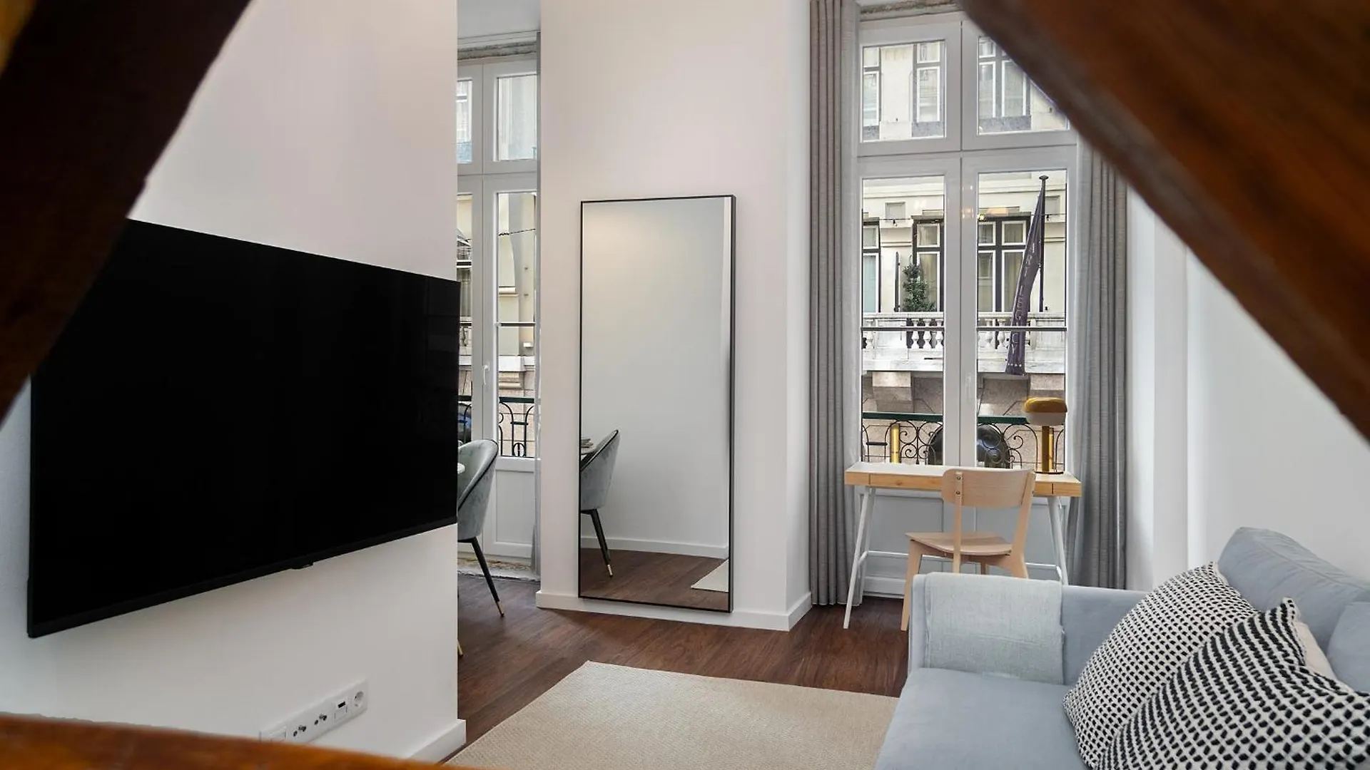 Whome Lisbon Escape Exclusive Downtown Building For Rent